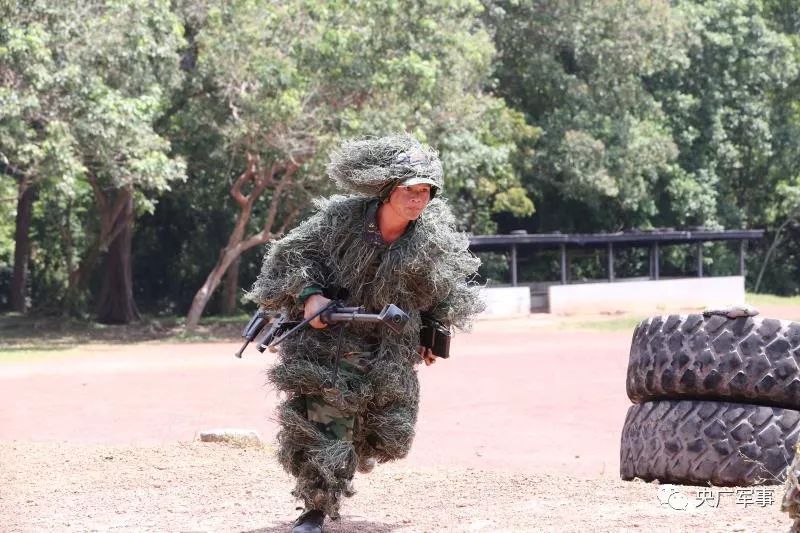 kaiyun网页登录入口|钟山法院召开深入推进“解放思想、改革创新、扩大开放、 担当实干，推动经济社会高质量发展”讨论动员会