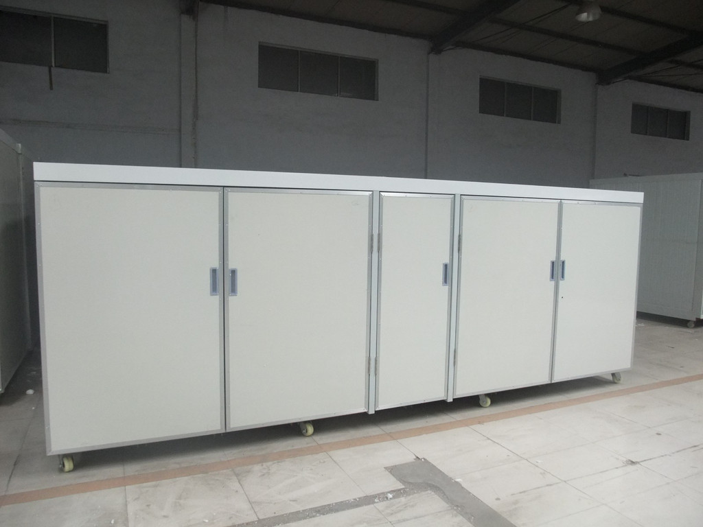 “kaiyun网页登录入口”市食药监局到我县对申报自治区食品安全示范学校食堂工作进行检查验收