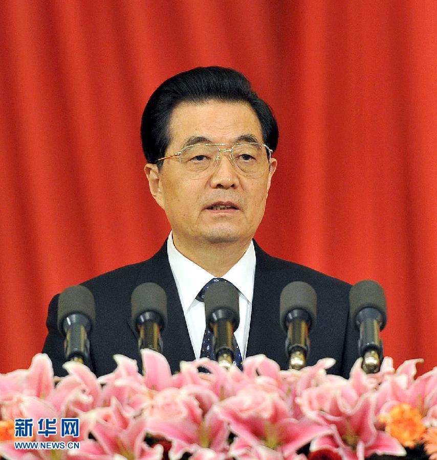 重庆千年乌木沿江冲下:村民通宵看护【kaiyun开云网页版】(图2) kaiyun网页登录入口